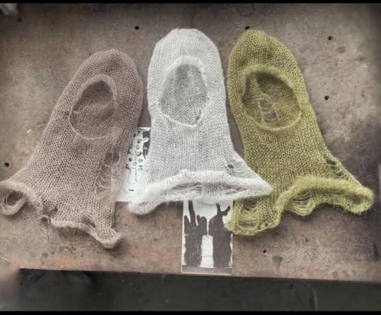 Hand Knit Balaclava グレイッシュベージュ Hand Knit Balaclava グレイッシュベージュ