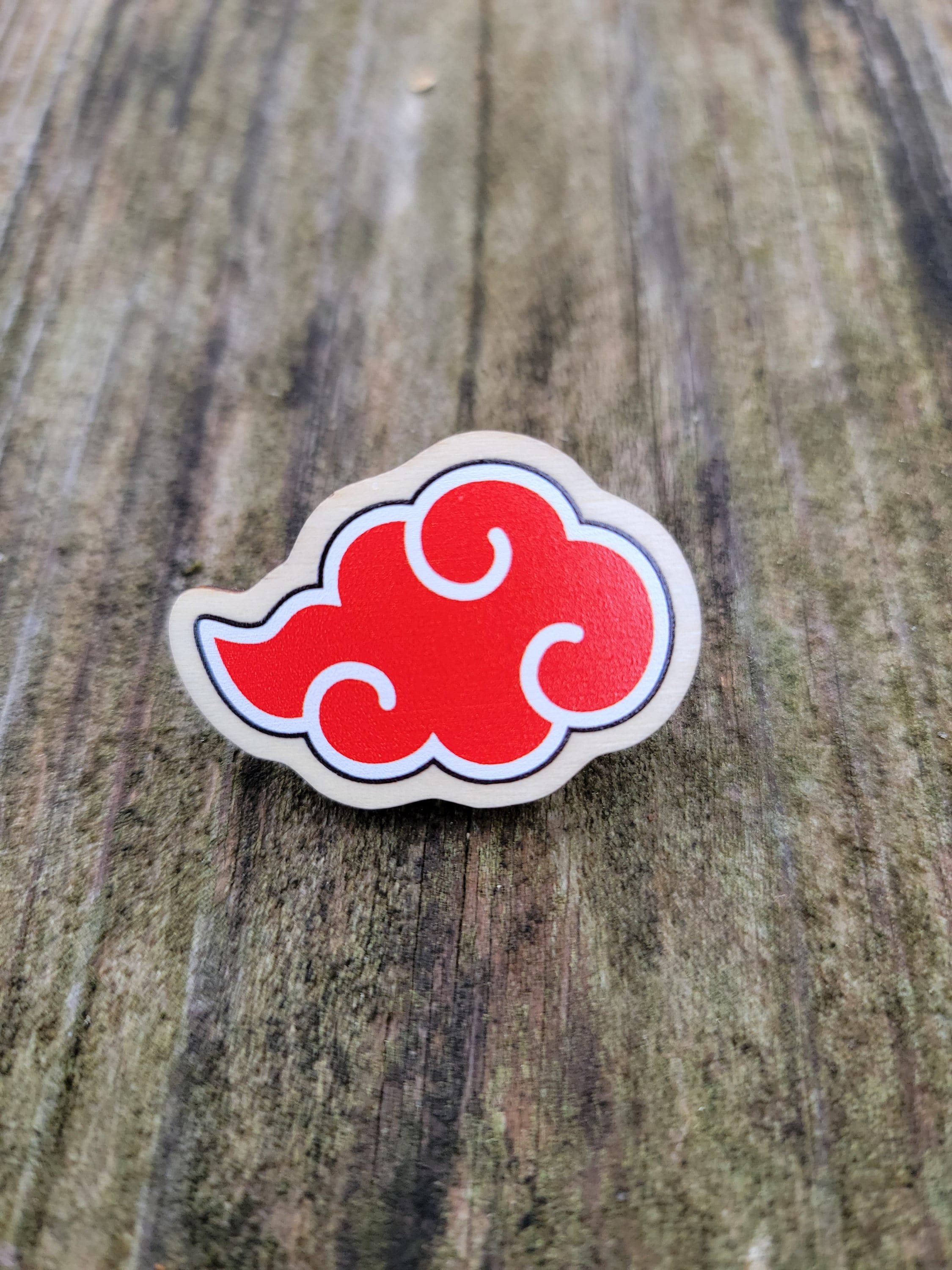 Naruto Shippuden Akatsuki Cloud Enamelled Pin Badge