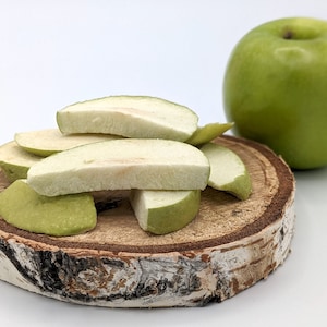 Green apple slices freeze dried, Granny Smith apples freeze dried image 1