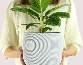 Twista Flower Pot - Large Flower Pot - Geometric Design, Minimalist, Customizable Colors, Modern Planter, Original Gift