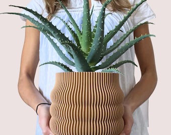 Wavey - Large Flowerpot - Modern Flowerpot - Home Decor - Large Flowerpot