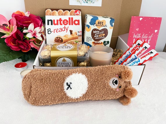 Caja de regalo de feliz cumpleaños para mujeres Ideas de regalos de  cumpleaños Chocolates Kinder Nutella Regalo para madre regalo personalizado  para hombres Regalos de damas de honor -  España