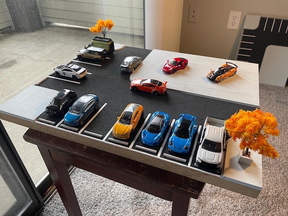 1:64 Parking Lot Diorama Display - Etsy
