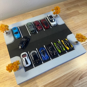 1:64 Parking Lot Diorama