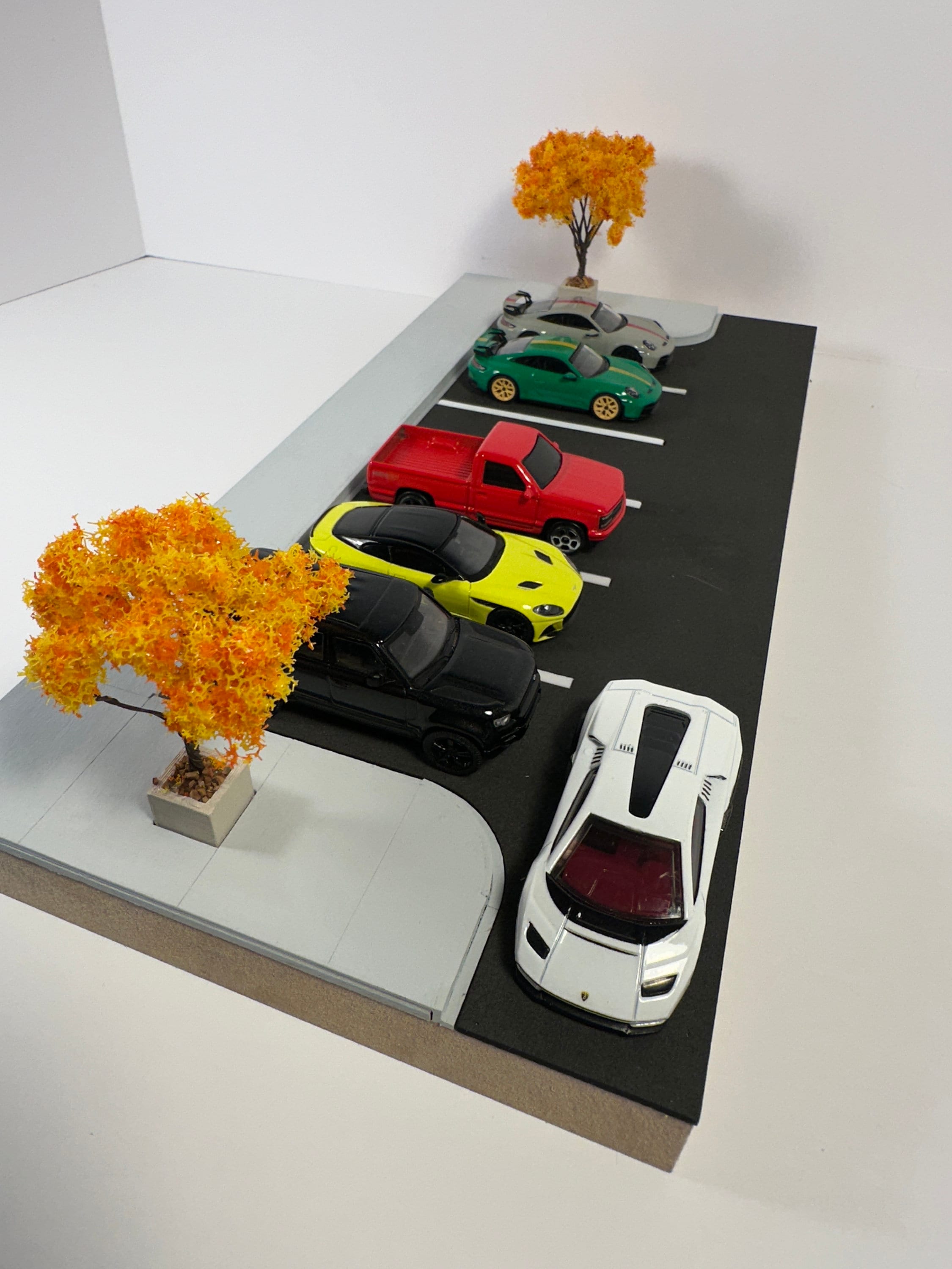 その他 1/64 mini car parking lot diorama Diorama 1:64 Car Parking Lot Model Japanese City Street Car