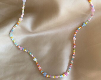 Bunte Perlenkette Modell "Feliz" | Kette bunt | Bunte Glasperlenkette | Regenbogen Kette | Bunter Perlenchoker | Bunte Kette | Boho Stil