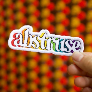 Opstrijkpatch - retro diepzinnig logo