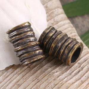 Mykonos Antique Brass (plated) Large Hole Lined Barrel 17x10mm (Package of 6)