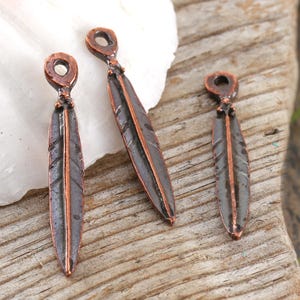 Mykonos Antique Copper (plated) Feather Drop 4x30mm (Package of 10)