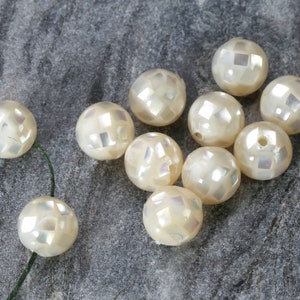 8mm Mother of Pearl Mosaic Shell Round Bead