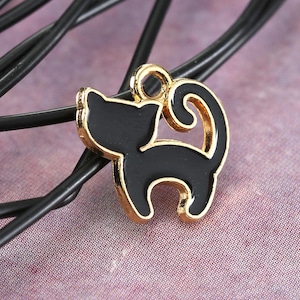 Black Cat Halloween Enamel Charm 13mm
