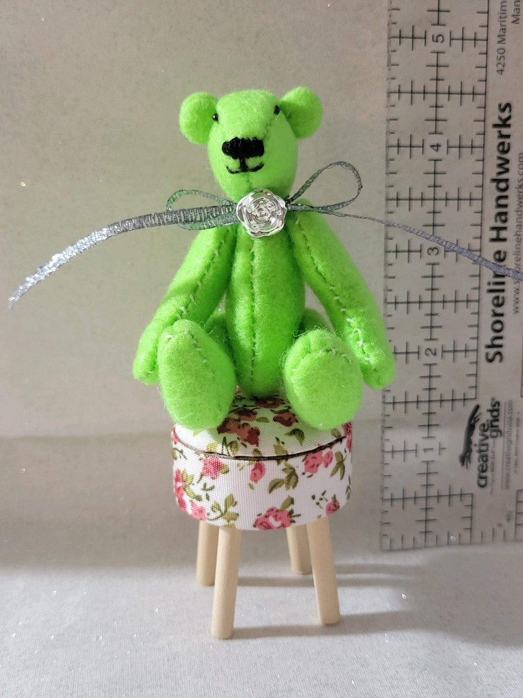 Tiny Teddy Bears, Handmade Teddy Bears, Miniature Bears, Decorated Tiny ...