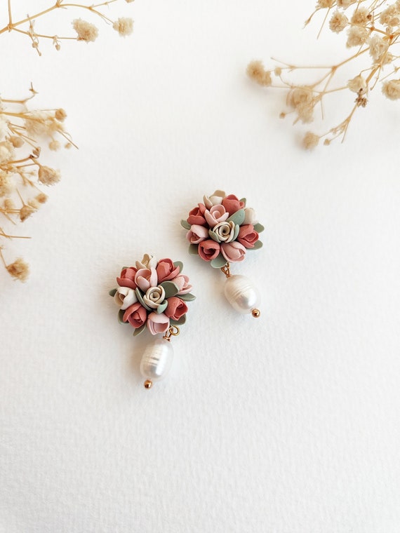 Flower bouquet clay earrings with pearl detail,cottagecore earrings,unique handmade jewelry gift,statement earrings