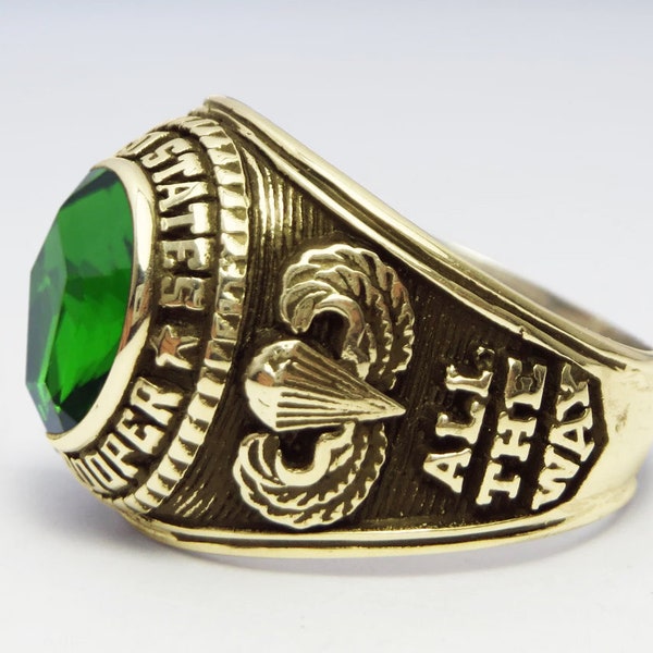 01, RING , 82nd Airborne Division , all the way , Us parachutist , US size: 9 , solid sterling 925 w 10k gold plated, 14 days to arrive