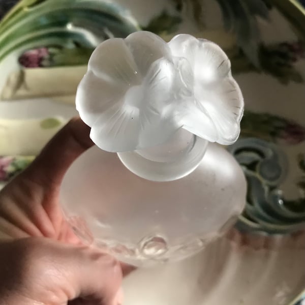 vintage frosted glass perfume holder / bottle with flower lid Lalique style