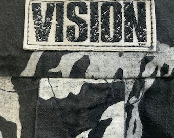 Vintage 80s Vision Street Wear Big Skulls Button Up Shirt 1980s Graphic Skate Surf Punk Shirt