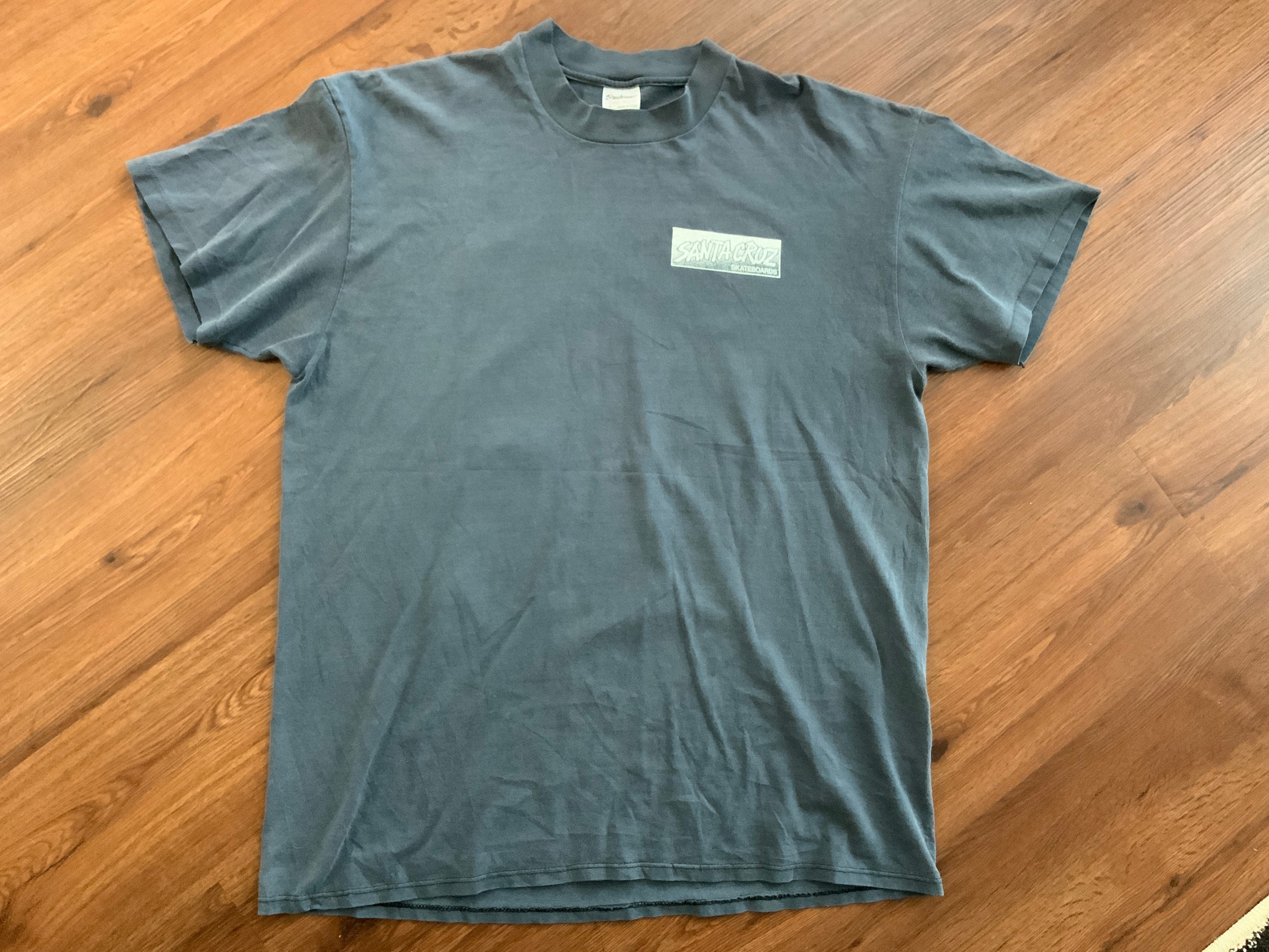 Vintage 80s Santa Cruz Tom Knox Discord Skate T-shirt 1980s Vintage 80s Santa Cruz Tom Knox Discord Skate T-shirt 1980s