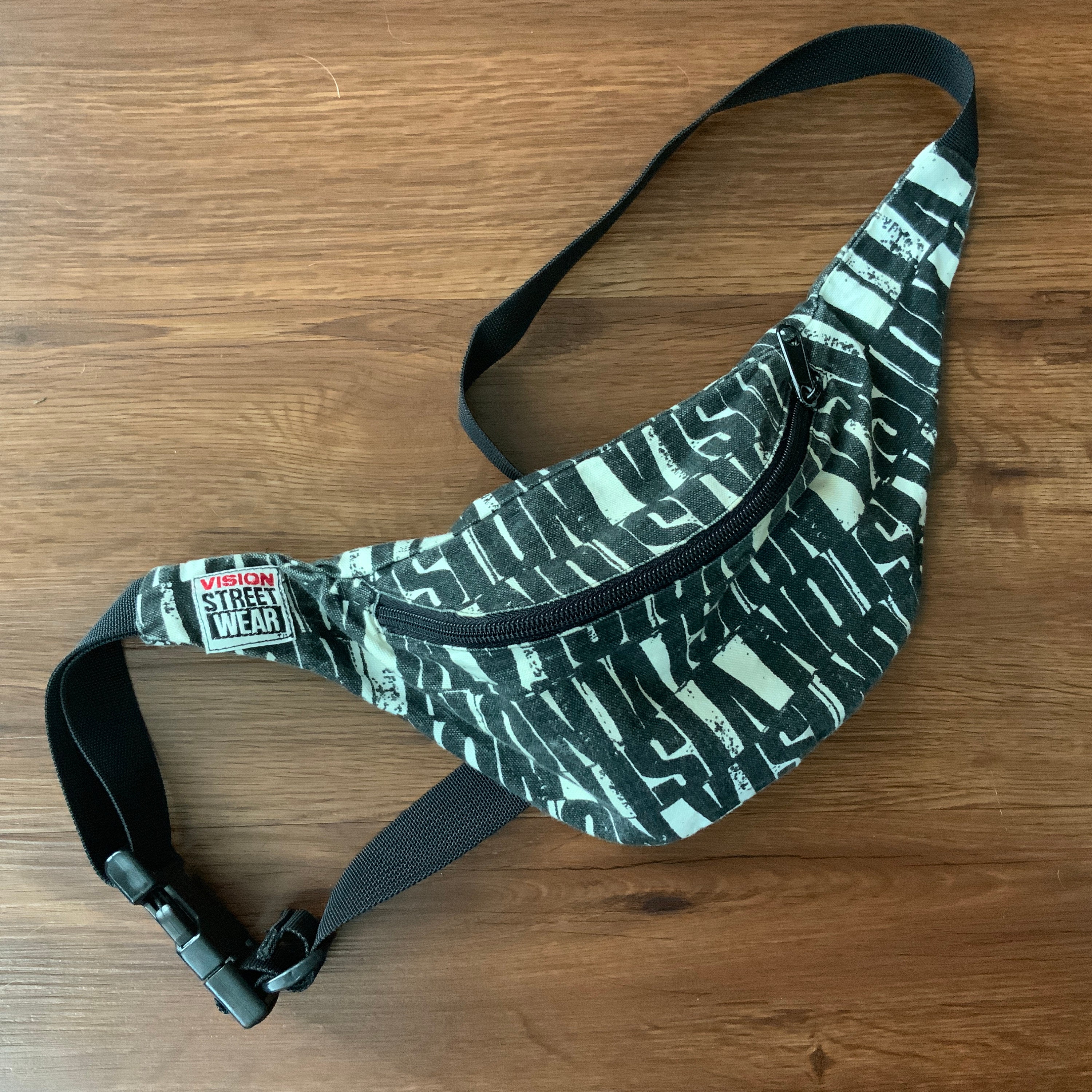 Vintage 80s Vision Street Wear Multivision Bum Bag 1980S VSW Vintage 80s Vision Street Wear Multivision Bum Bag 1980S VSW