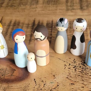 Nativity Wooden Peg Dolls, animal peg dolls, character peg dolls, custom design peg dolls available.