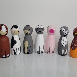 Old MacDonald and Farm Animal Peg Dolls, Handpainted Wooden Peg Dolls, animal peg dolls, character peg dolls, custom design peg dolls avail