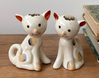 Vintage salt- och pepparkar med antropomorfa katter – handmålade kalikåkatter – tillverkade i Japan på 1950-talet