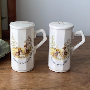 Vintage Japan Salt and Pepper Shakers | “Happiness is Found in Little Things” | Cute Farmhouse Decor