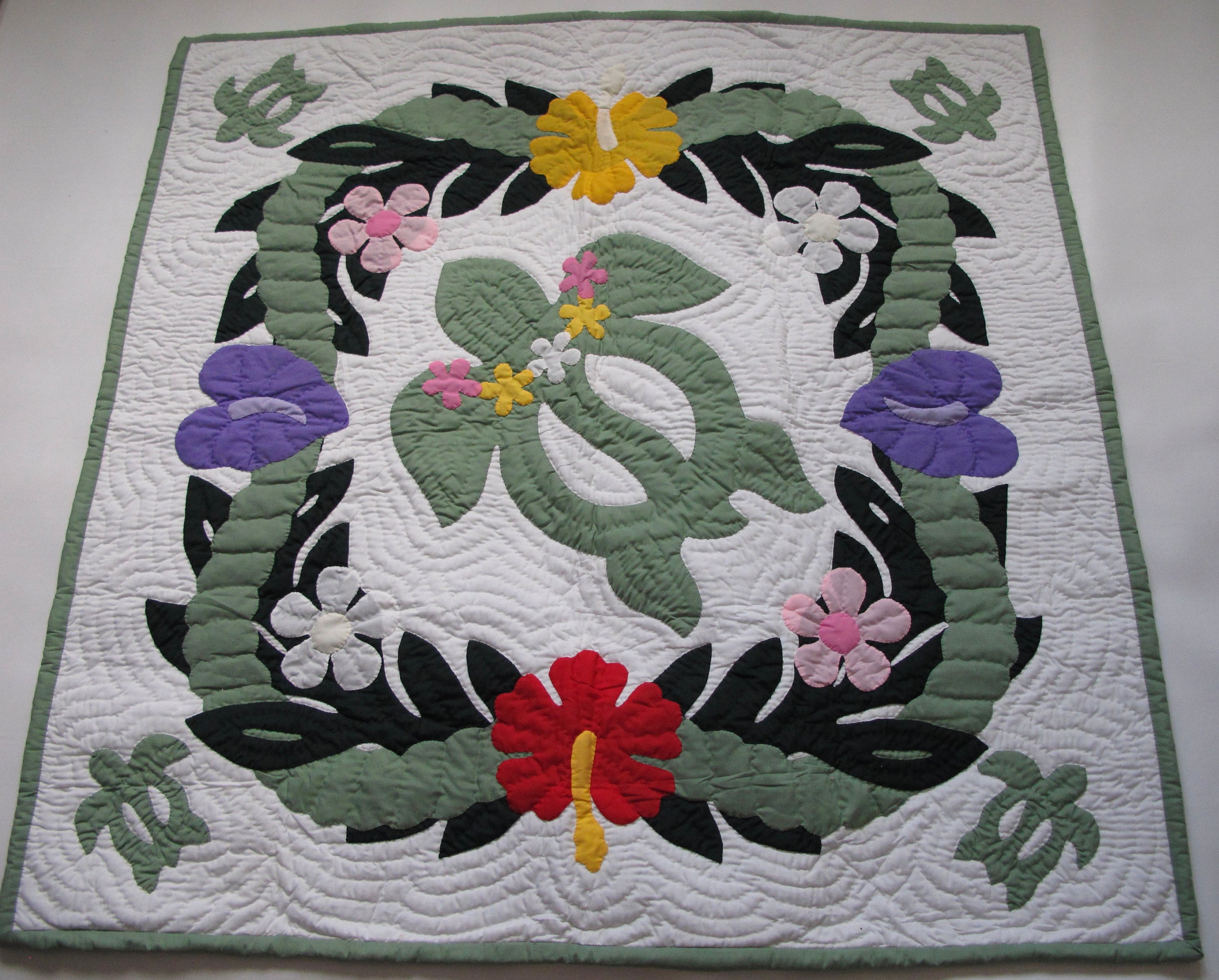 Hawaiian Quilt Wall Hanging - 8u7j3nm