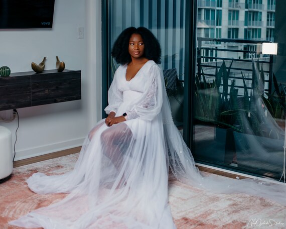 Plus size lace bridal hotsell robe