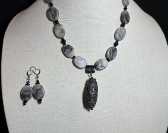 Grey & Black Marble 18 in necklace with rough black stone pendant and matching earrings