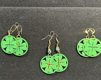 Shamrock Circle Wood Earrings - hand painted.