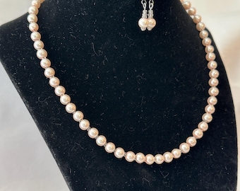 Peachy Pearls necklace and earrings - 18 to 20 inches length in classic style
