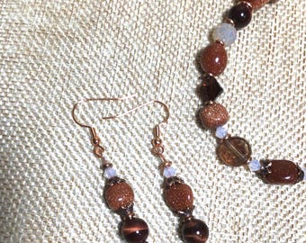 Goldstone nuggets and tiger eye bracelet with earrings