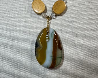 Agate Pendant on wood and crystal 19 inch necklace with two pair matching earrings