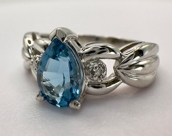925 Sterling Silver London Blue Topaz and Diamond Vintage Ring Estate Jewelry