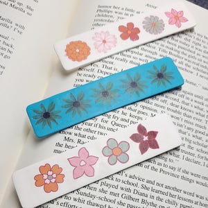 Handmade Polymer Clay Bookmark, Floral Designs & Multiple Color Options, Perfect Gift for Readers
