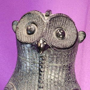 Vintage Austin Products Chinese Owl Reproduction