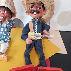 lot of 2 vintage Mexican puppets