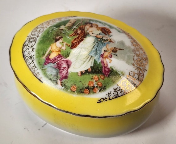 Vintage Trinket Porcelain Trinket Box