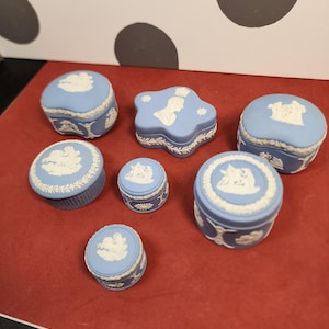 Nice Wedgewood Trinketbox Collection