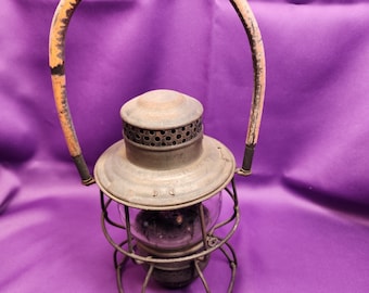 Dietz Lantern, Vintage Dietz Lantern, Dietz Hy-lo, Kerosene Dietz Lantern, Vintage Dietz Lantern, Dietz Hy-lo, Kerosene