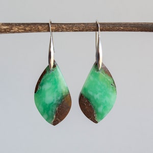 Bio-Chrysoprase, Sterling Silver, Leaf Shaped Earrings