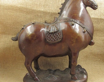 黄金の馬の彫刻｜中国の馬の像｜家庭や職場向けの優雅な装飾品｜動物の