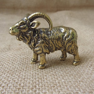 Tom1041 Brass ram goat sheep figurine table ornament Nice Retro animal statue Paperweight,Good Luck Housewarming Micro landscape decoration