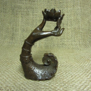 Tom481 Thai Bronze Buddha Hand Mudra Sculpture Statue Door Handle Knob Paperweight Buddhist Figurines Zen Gifts Home Buddhist Temple Decor