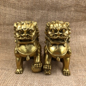 Exquisite Brass Evil Fu Foo Dog Lion Statue Pair Signed,Old Antiques Chinese Bronze Fu Foo Dog Guardian Lion Statues, Marked FengShui wealth