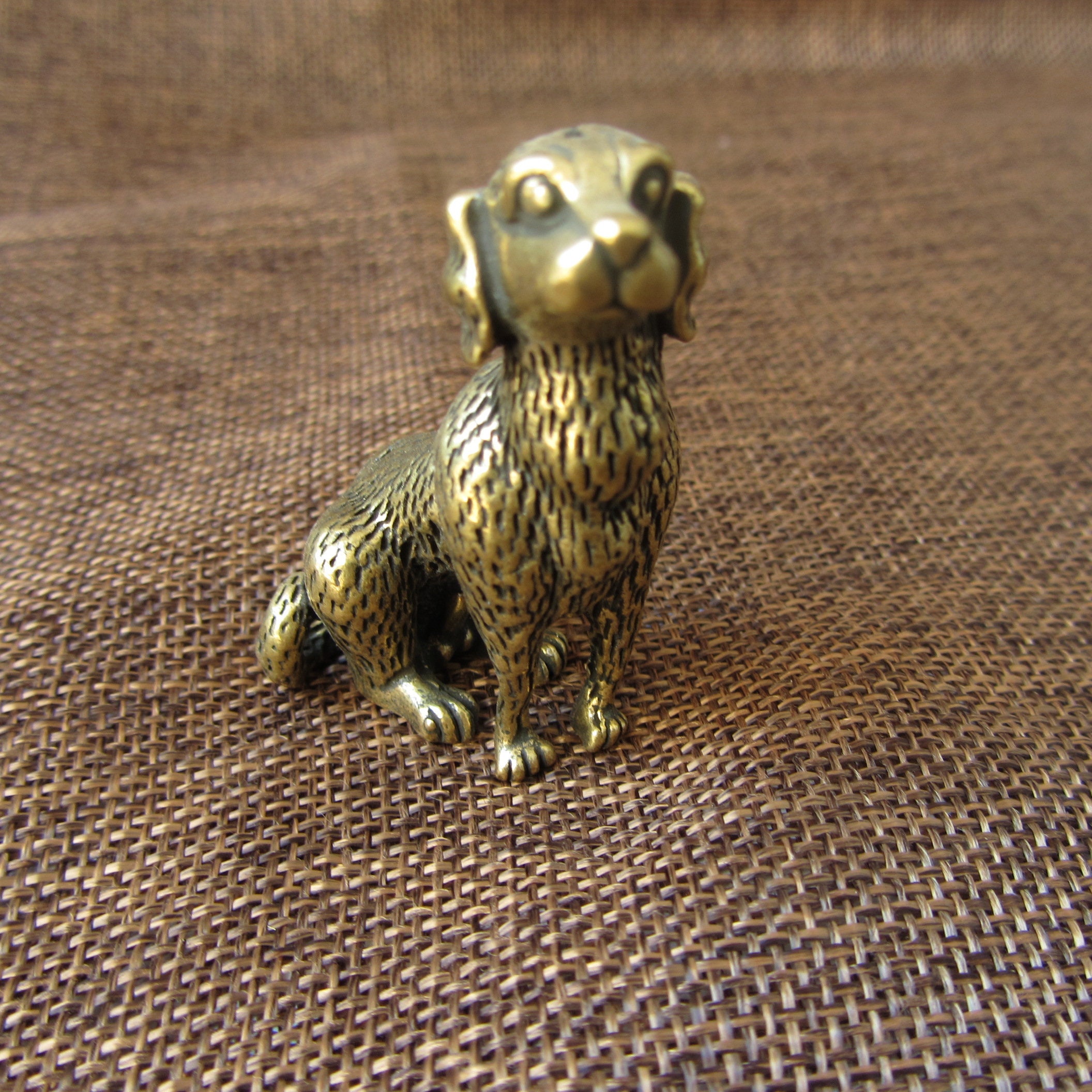 Brass Cheetah Figurine/tea Pet Decoration Vintage Looking Oxidized Bronze  Carved Handle Handicrafts