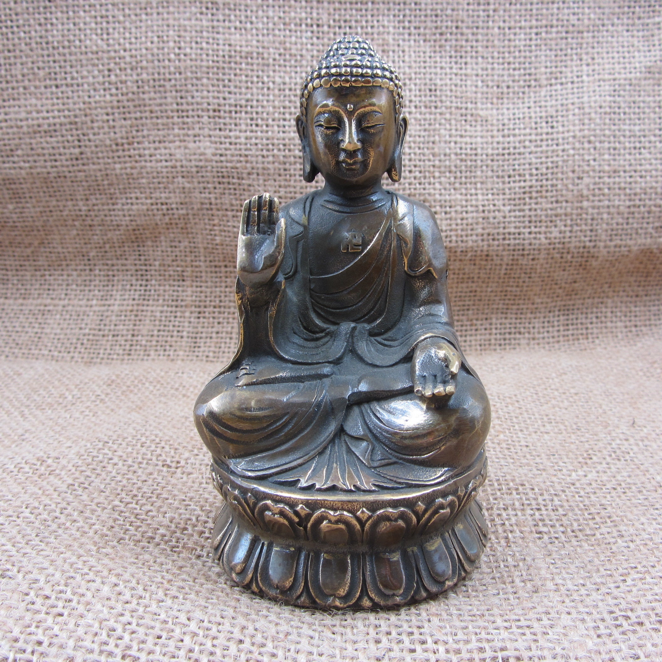 Thai Resin Translucent Seated Buddha, Buddha Statue Ornament, Little Buddha  Ornament, Handmade Table Accessories, Buddha Sculpture Figurines 