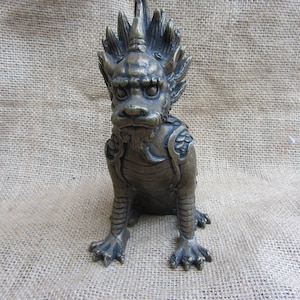 Auspicious Copper Di Ting Beast Ornament Pixiu Miniature Brass Nepal Mythological Creature Foo Dog Lion Feng shui Decor Ancient bronze tom26