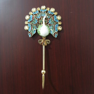 TOM0252 Peacock Cast Iron Single Wall Hook Key Towel Coat Hanger Cloisonne Cloisonné Enamel Country Artists Barn Rustic Owl Coat Hook wall