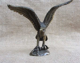 TOM2372 hawk figurine eagle Statue flying eagle Design Handmade Figure Showpiece Decor Big eagle Retro Good Luck Housewarming christmas Gift